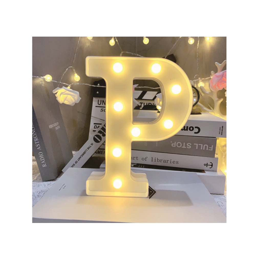 Lampa LED, 21x14.3x3.5 cm, cu baterii, litera P, PPQT8297