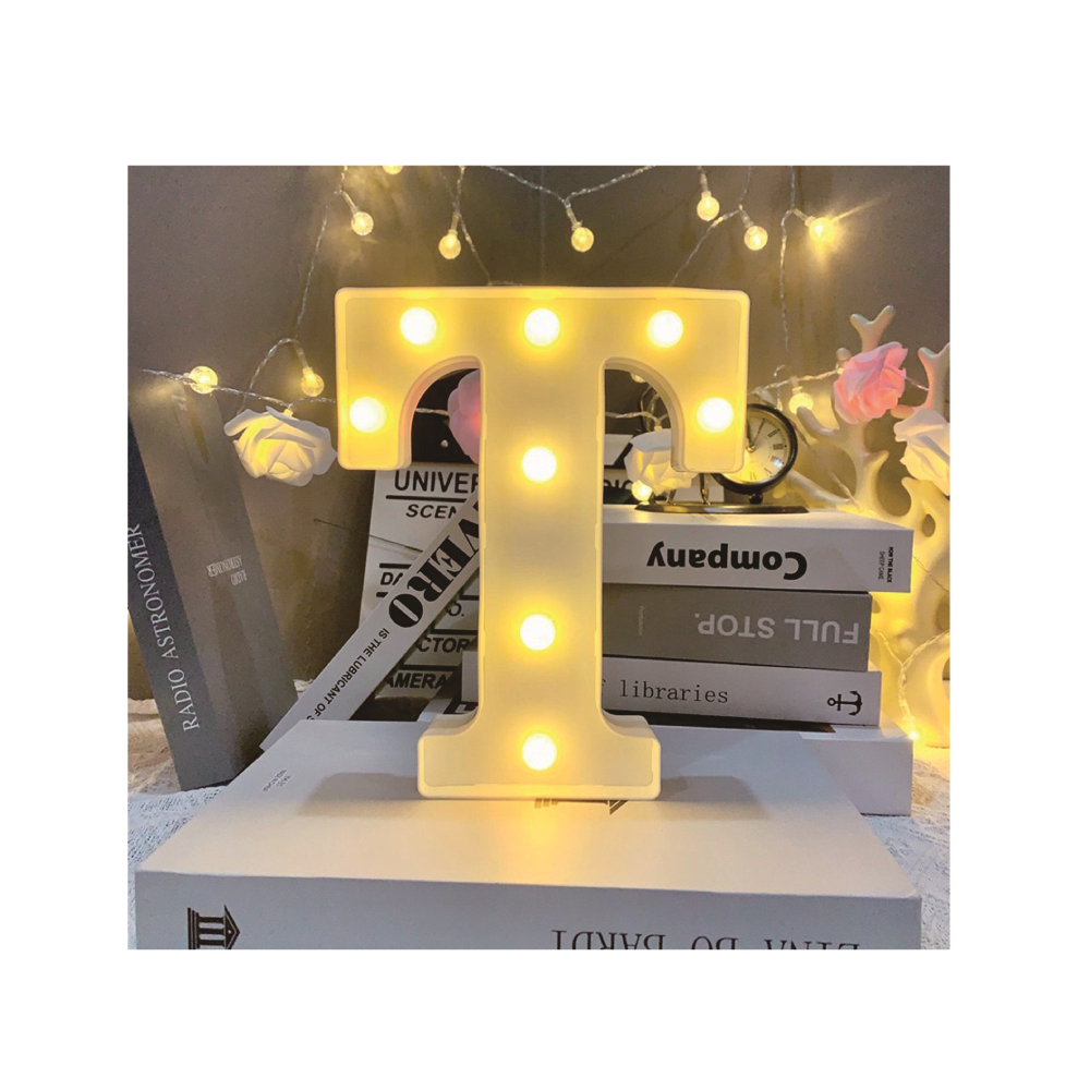 Lampa LED, 21x15.2x3.5 cm, cu baterii, litera T, PPQT8301