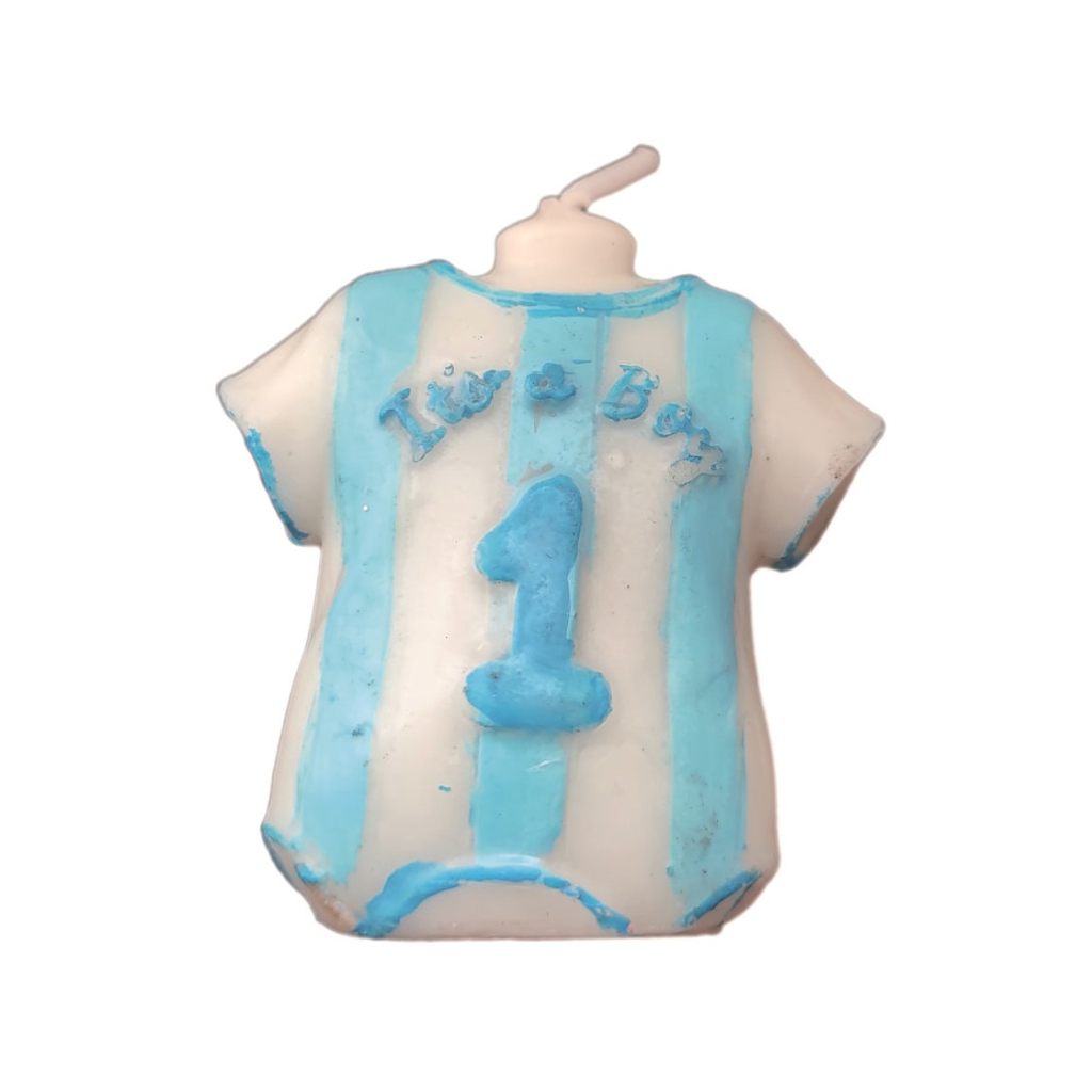 Lumanare tort albastru, alb, 6 cm, tricou fotbal, it’s a boy