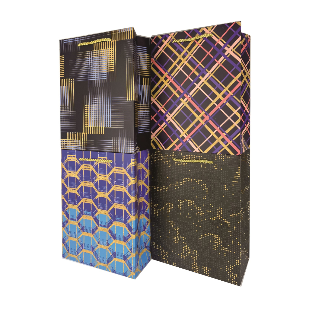 Set 4 pungi cadou multicolor, 32x26x12 cm, diverse forme